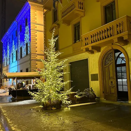 Mansarda Del Sole, Nel Cuore Di * أَويستا