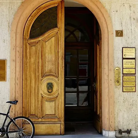 شقة Mansarda Del Sole, Nel Cuore Di *