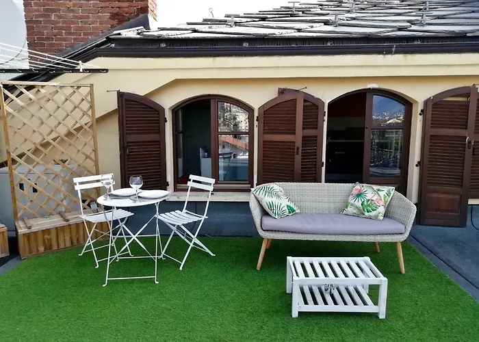 Mansarda Del Sole, Nel Cuore Di アパート *